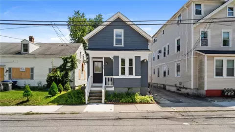 59 Vandewater St, Providence, RI 02908