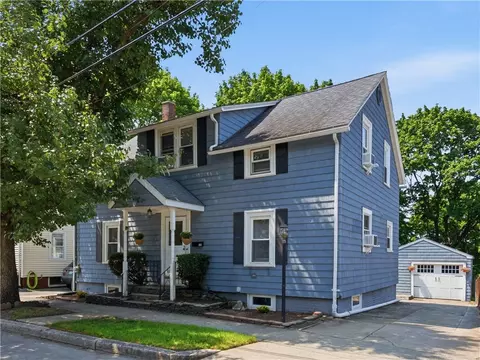 44 Ruth Ave, East Providence, RI 02916