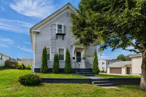 70 Martin St, East Providence, RI 02914