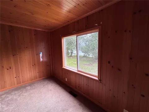 Bedroom - 31 Phillips Hill Rd, Coventry, RI 02816 photo 1 of 3