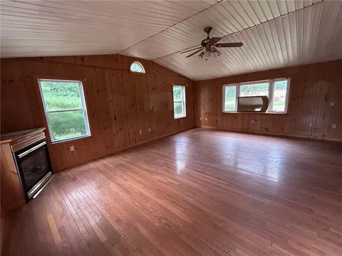 Living - 31 Phillips Hill Rd, Coventry, RI 02816 photo 1 of 3