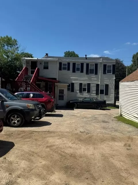 Exterior - 2000 Mendon Rd, Woonsocket, RI 02895 photo 2 of 8