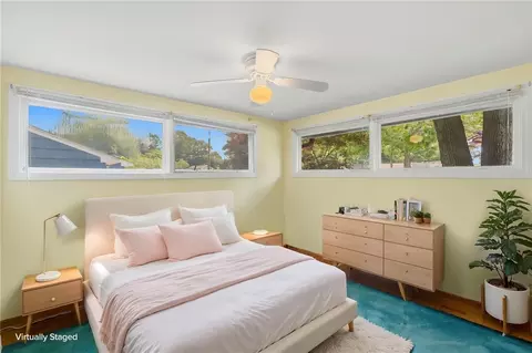 Bedroom - 124 Chatworth Ave, Warwick, RI 02886 photo 2 of 6