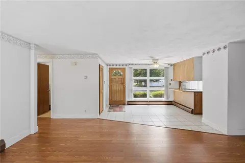 Living - 124 Chatworth Ave, Warwick, RI 02886 photo 1 of 6