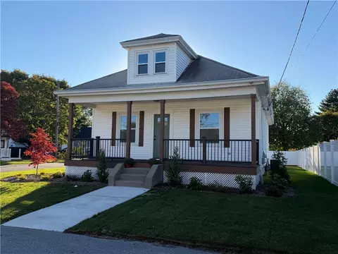 76 Rosella Ave, Pawtucket, RI 02861