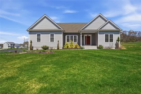 1291 Central Ave, Johnston, RI 02919