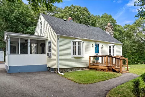 42 Pine Swamp Rd, Cumberland, RI 02864