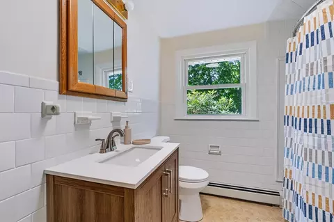 Bath - 614 Bound Rd, Woonsocket, RI 02895 photo 1 of 1