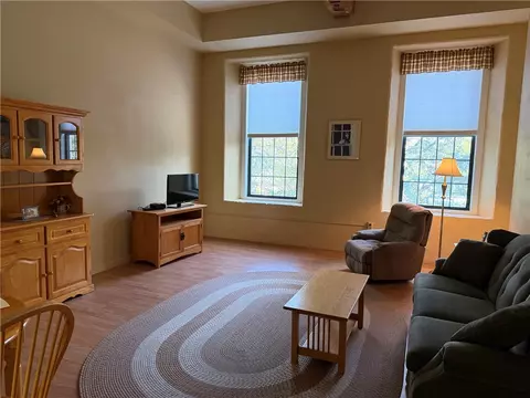 15 Higgins St #225, Smithfield, RI 02917