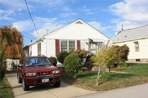 120 Volturno St, North Providence, RI 02904
