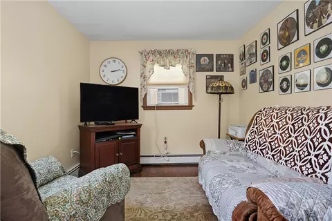 69 Thomas St, Woonsocket, RI 02895 photo 19