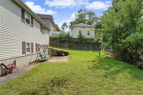 Exterior - 69 Thomas St, Woonsocket, RI 02895 photo 4 of 6