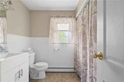 Bath - 69 Thomas St, Woonsocket, RI 02895 photo 1 of 3
