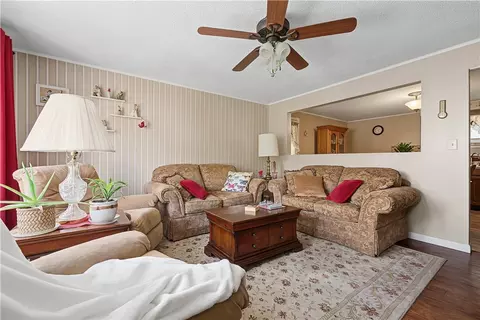 Living - 69 Thomas St, Woonsocket, RI 02895 photo 1 of 2