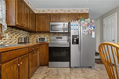 Kitchen - 69 Thomas St, Woonsocket, RI 02895 photo 3 of 5