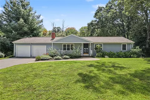109 Terre Mar Dr, North Kingstown, RI 02852