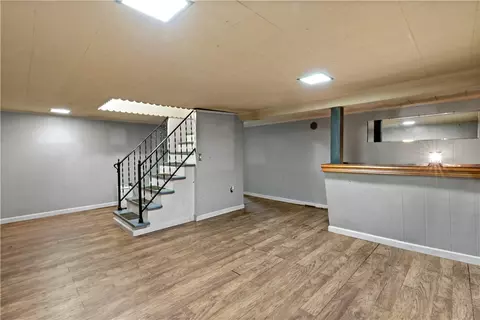 Living - 21 Minda Ln, Coventry, RI 02816 photo 7 of 7