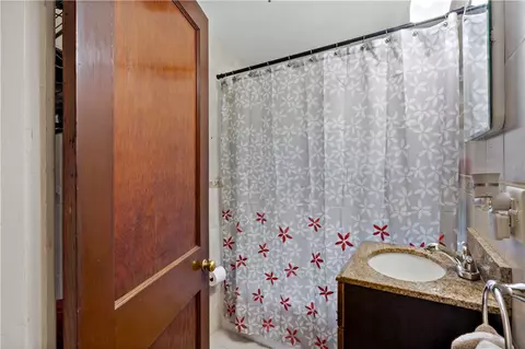 Bath - 21 Minda Ln, Coventry, RI 02816 photo 1 of 1