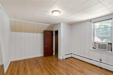 Bedroom - 21 Minda Ln, Coventry, RI 02816 photo 6 of 6