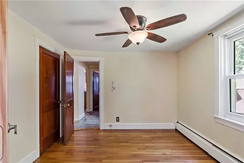 Bedroom - 21 Minda Ln, Coventry, RI 02816 photo 2 of 6