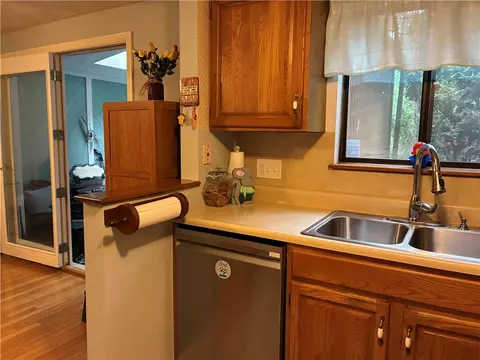Kitchen - 20 Pheasant Run #C, Smithfield, RI 02917 photo 3 of 5