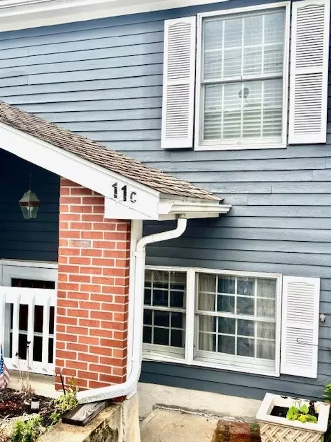 11 Babcock St #3, West Warwick, RI 02893