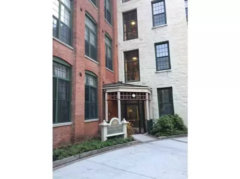 15 Higgins St #105, Smithfield, RI 02917