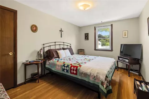 Bedroom - 67 Winston Ave, Warwick, RI 02886 photo 1 of 6