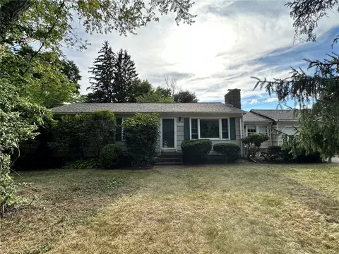 3848 Diamond Hill Rd, Cumberland, RI 02864