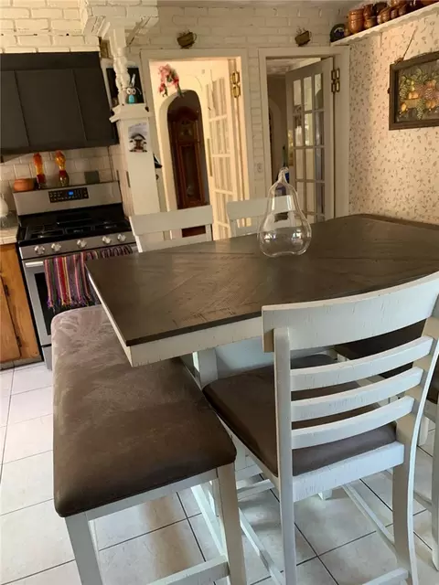 Dining - 82 Killingly St, Providence, RI 02909 photo 4 of 4