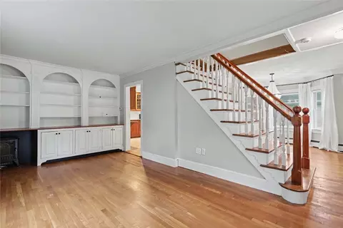 Living - 35 Cooper Hill Rd, Mapleville, RI 02839 photo 1 of 5