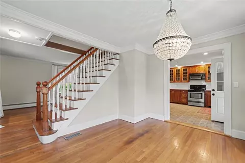 Entry Way - 35 Cooper Hill Rd, Mapleville, RI 02839 photo 5 of 8