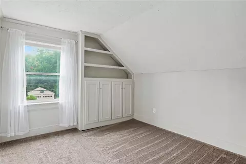 Bedroom - 35 Cooper Hill Rd, Mapleville, RI 02839 photo 3 of 6