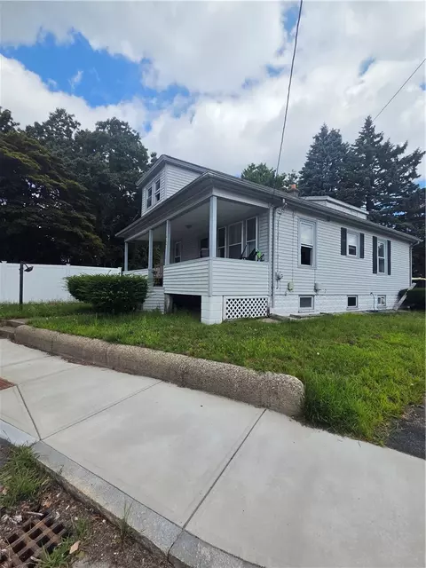 445 Smithfield Rd, North Providence, RI 02904