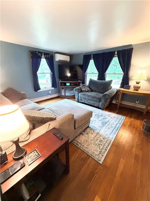 Living - 52 Power Ave, Warwick, RI 02888 photo 2 of 3