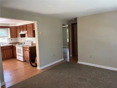 Living - 11 Maybrey Dr, Westerly, RI 02891 photo 5 of 5
