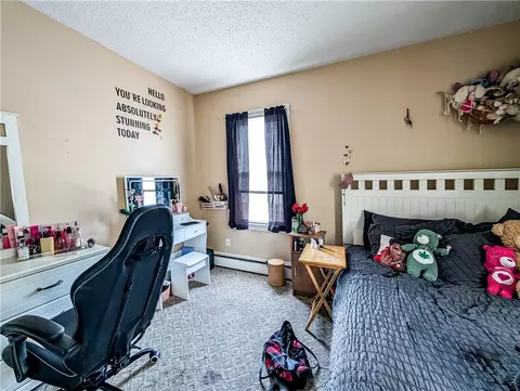Bedroom - 37 Sixth Ave, Woonsocket, RI 02895 photo 3 of 15