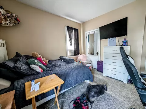 Bedroom - 37 Sixth Ave, Woonsocket, RI 02895 photo 2 of 15