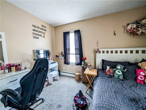 Bedroom - 37 Sixth Ave, Woonsocket, RI 02895 photo 4 of 15