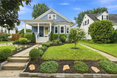 55 Friendly Rd, Cranston, RI 02910