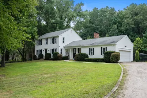 109 Scott Rd, Cumberland, RI 02864