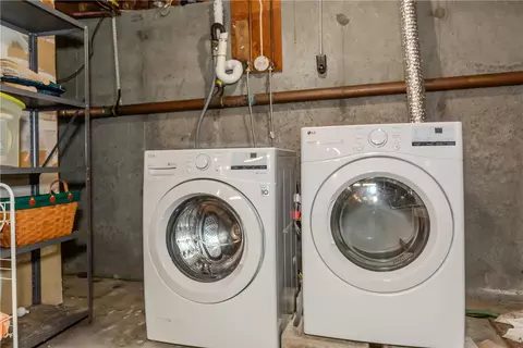 Other - 10 Circle Dr, Middletown, RI 02842 photo 6 of 6