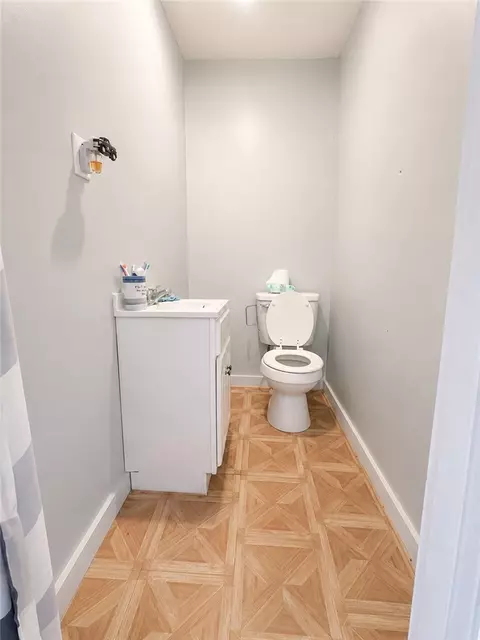 Bath - 168 3rd Ave, Woonsocket, RI 02895 photo 2 of 2
