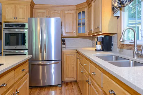 Kitchen - 132 Sheffield Hill Rd, Exeter, RI 02822 photo 1 of 3