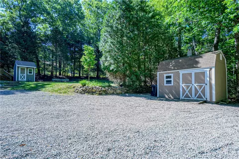 Exterior - 132 Sheffield Hill Rd, Exeter, RI 02822 photo 4 of 4