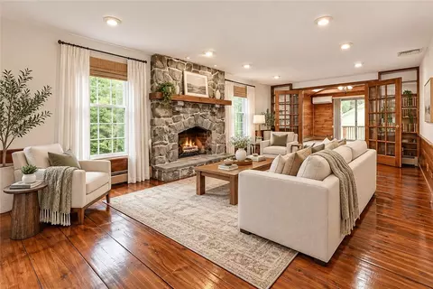 Living - 132 Sheffield Hill Rd, Exeter, RI 02822 photo 2 of 8