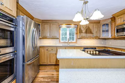 Kitchen - 132 Sheffield Hill Rd, Exeter, RI 02822 photo 2 of 4