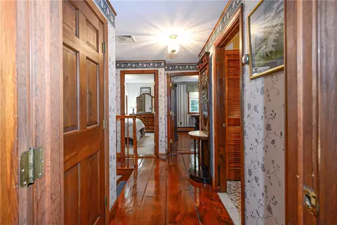 Entry Way - 132 Sheffield Hill Rd, Exeter, RI 02822 photo 2 of 3