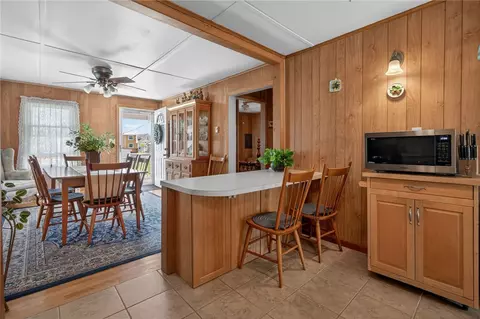 Dining - 6 Arbeth Ave, Narragansett, RI 02882 photo 4 of 4