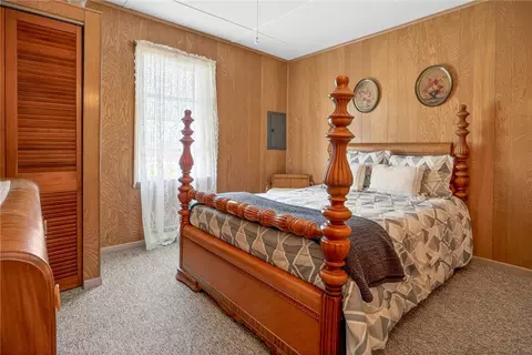 Bedroom - 6 Arbeth Ave, Narragansett, RI 02882 photo 1 of 5